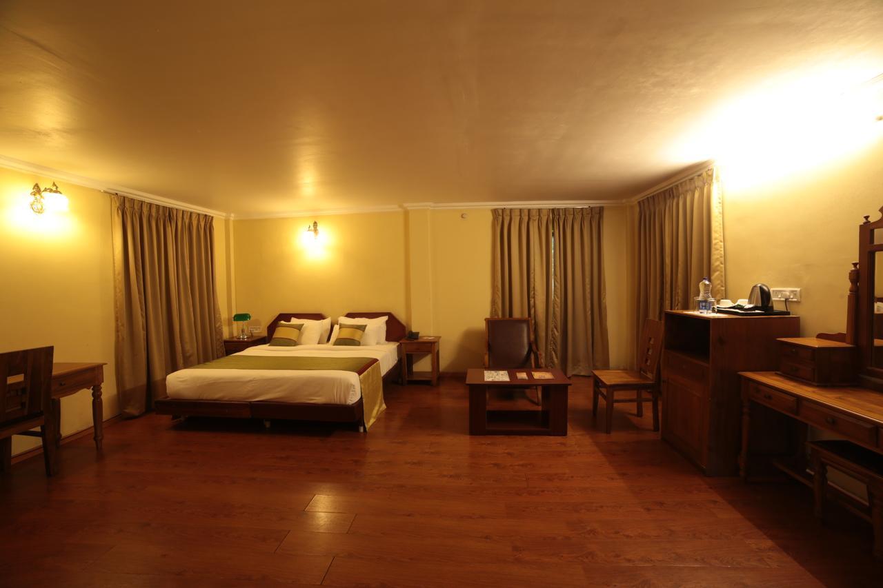 Deep Woods Resort Munnar Exterior photo